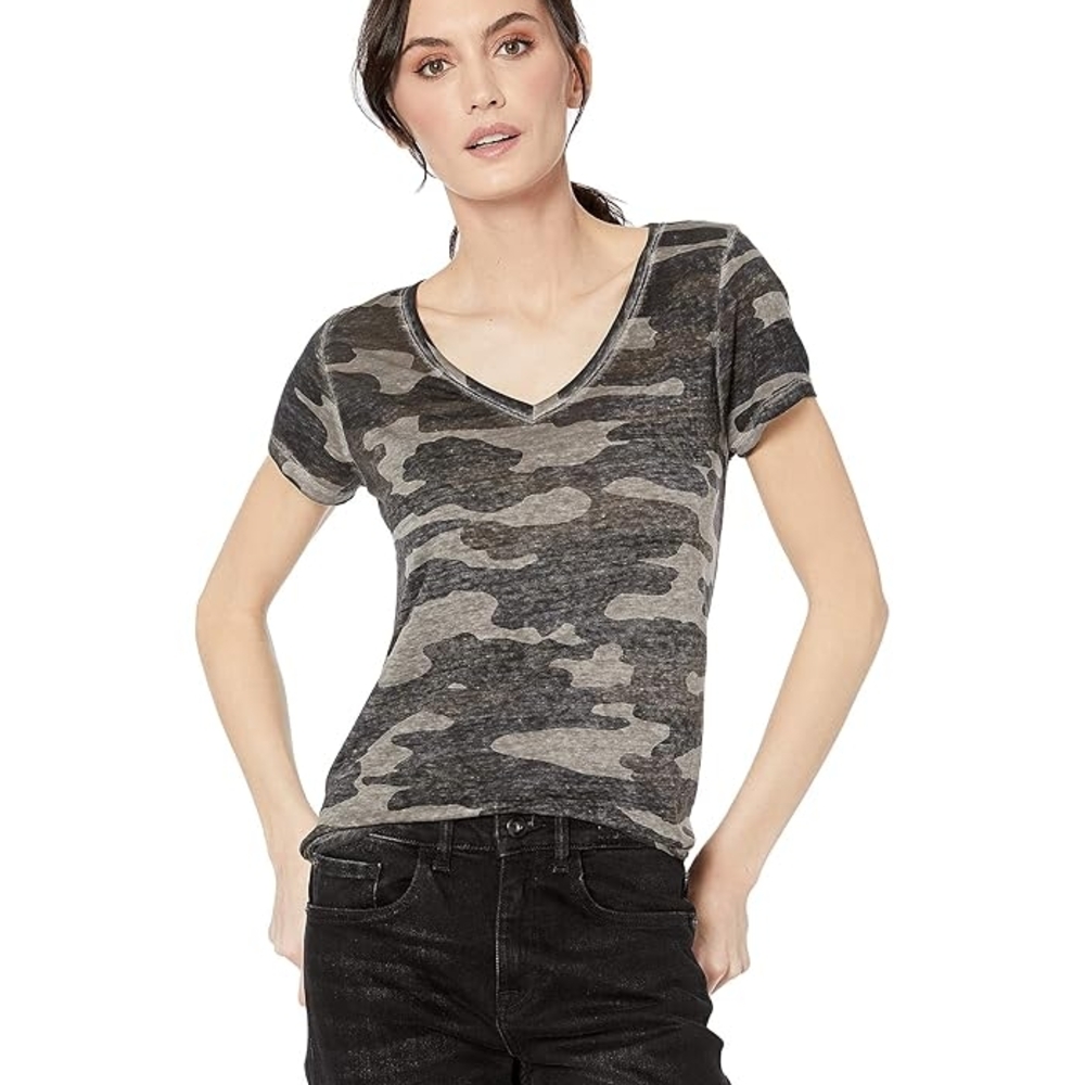 Lucky Brand Gray Camo V-Neck Tee